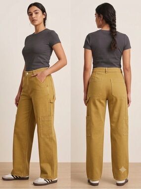 H&M Women’s Cargo Pants in Olive Green SIZE 10